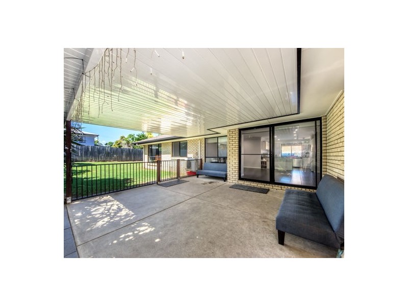 13 Walter Court, Leichhardt QLD 4305