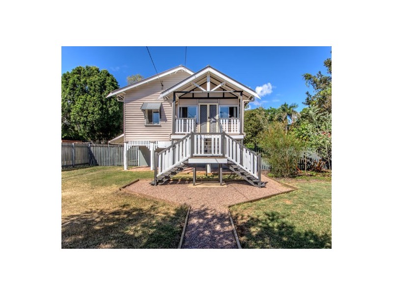 137 Cascade Street, Raceview QLD 4305