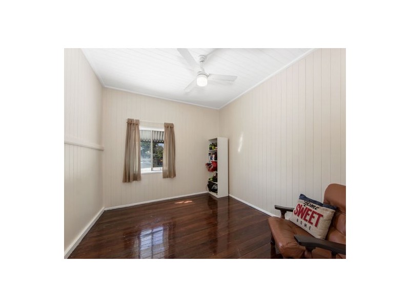 137 Cascade Street, Raceview QLD 4305