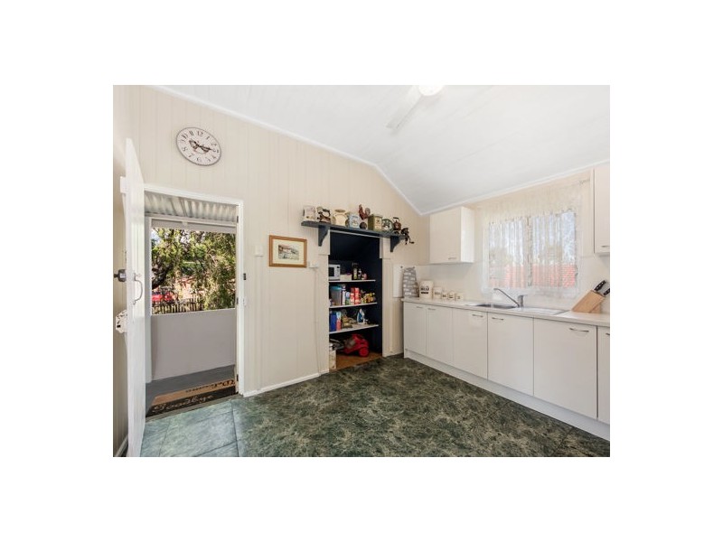 137 Cascade Street, Raceview QLD 4305