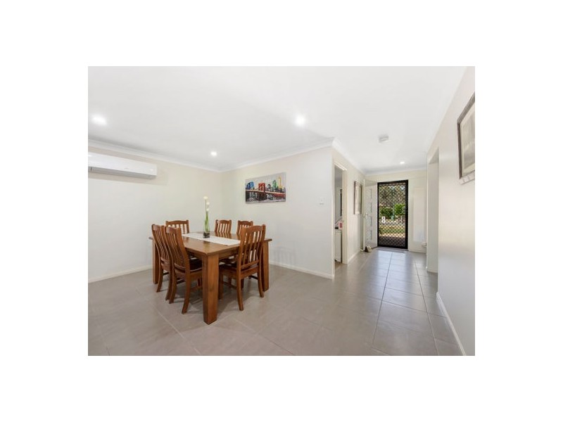 32 Piccadilly Court, Deebing Heights QLD 4306