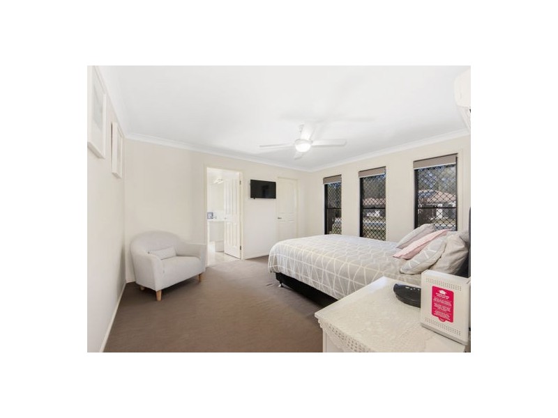 32 Piccadilly Court, Deebing Heights QLD 4306