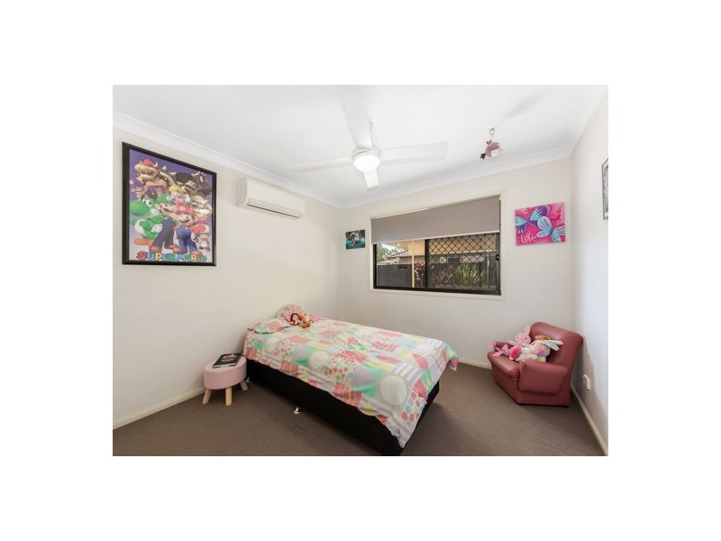 32 Piccadilly Court, Deebing Heights QLD 4306