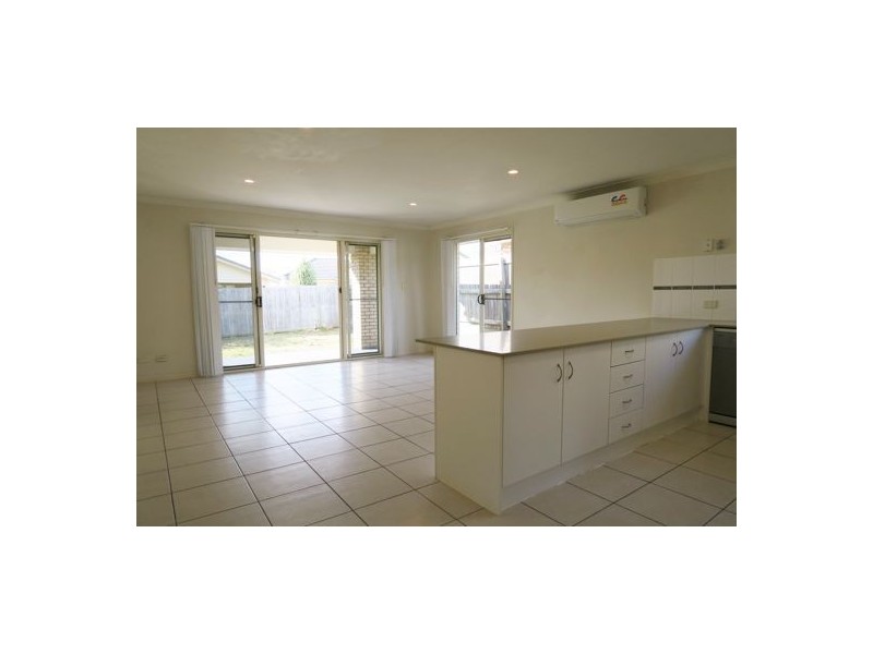 6 Brighton Street, Raceview QLD 4305