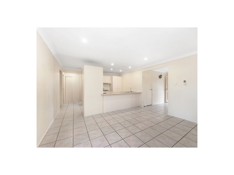 17 Glengarry Lane, Raceview QLD 4305