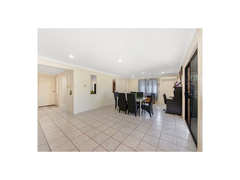 17 Glengarry Lane, Raceview QLD 4305