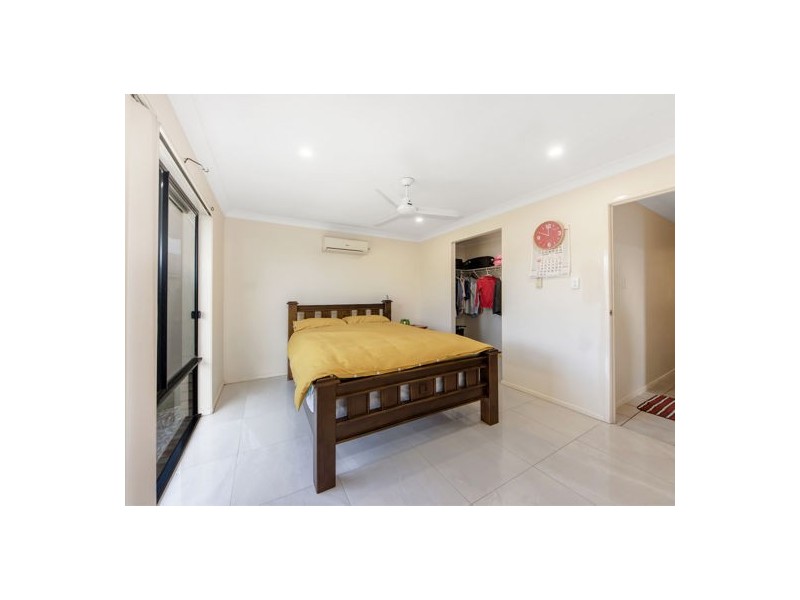 17 Glengarry Lane, Raceview QLD 4305
