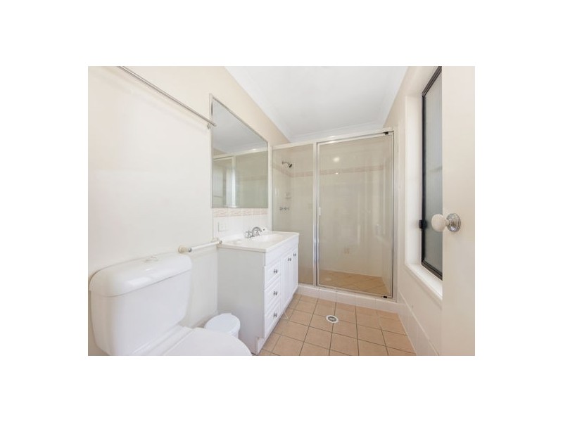 17 Glengarry Lane, Raceview QLD 4305