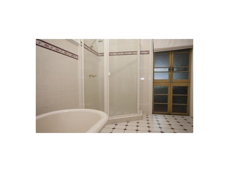 20 Thomas Street, Blackstone QLD 4304