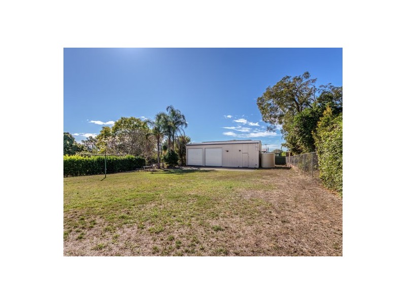 8 Siemons Street, One Mile QLD 4305