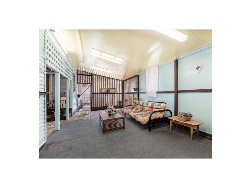 5 Thomas Street, Sadliers Crossing QLD 4305