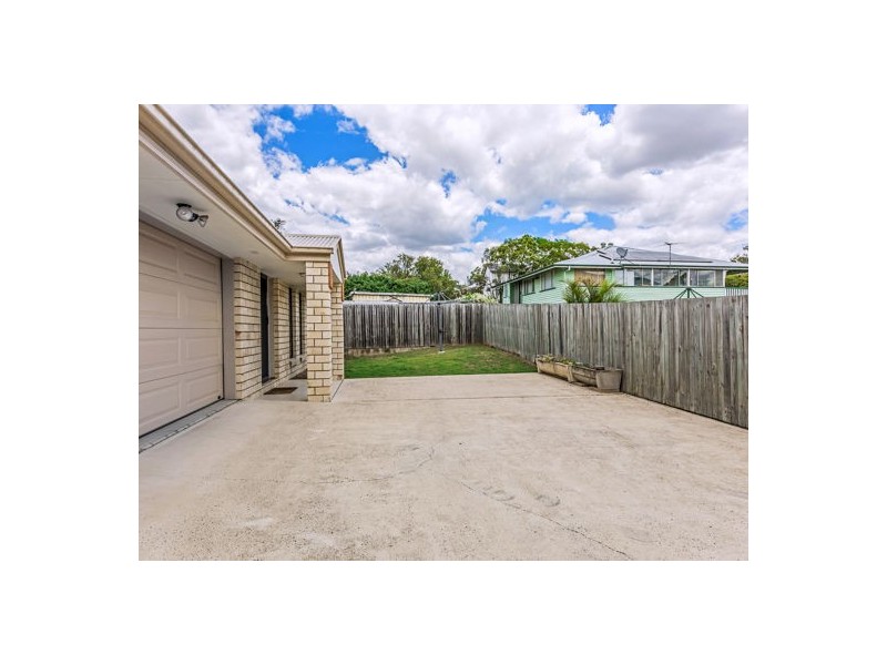 34a Macquarie Street, Silkstone QLD 4304
