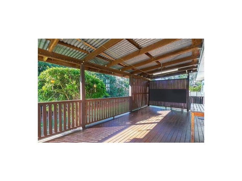 2 Beth Street, North Booval QLD 4304