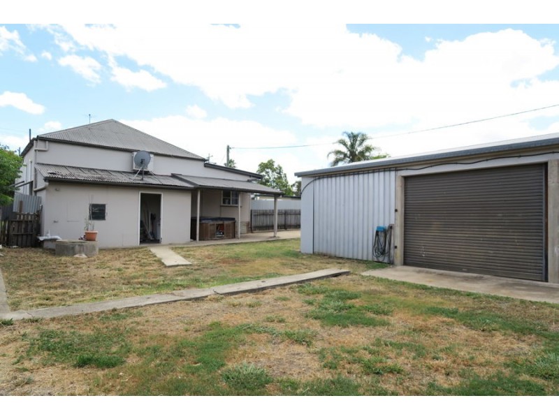 27 Queen Street, Harrisville QLD 4307