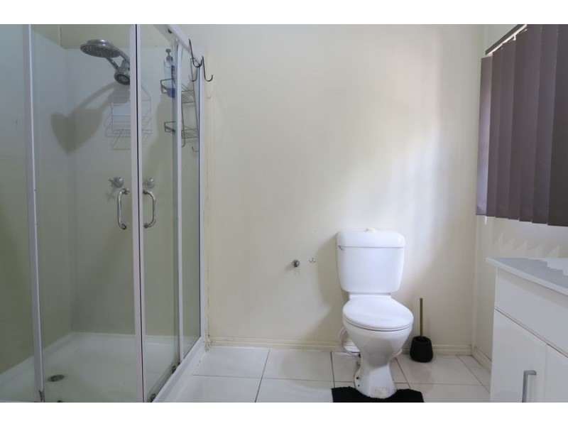 27 Queen Street, Harrisville QLD 4307