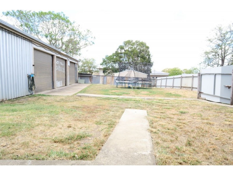 27 Queen Street, Harrisville QLD 4307