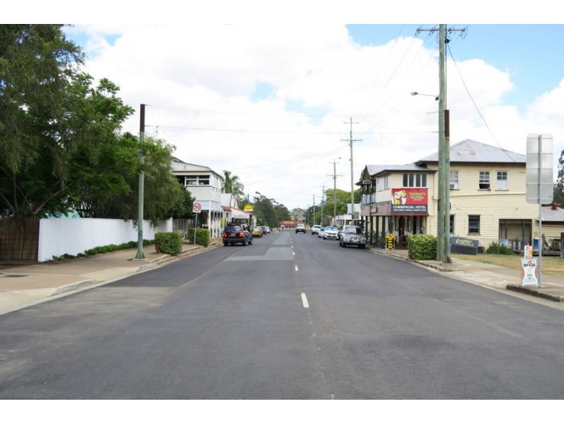 27 Queen Street, Harrisville QLD 4307