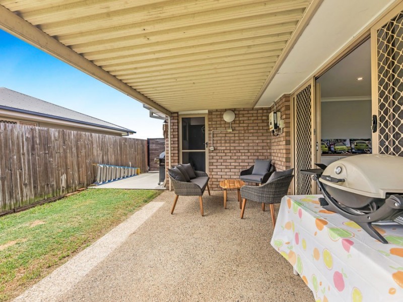 33 Banksia Drive, Raceview QLD 4305