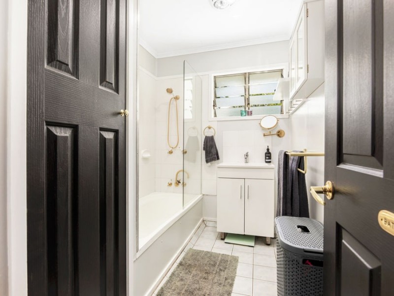 7 Vauxhall Street, North Tivoli QLD 4305