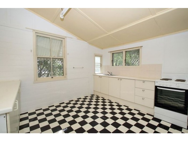 22 Glossop Street, Brassall QLD 4305