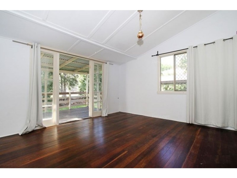 22 Glossop Street, Brassall QLD 4305
