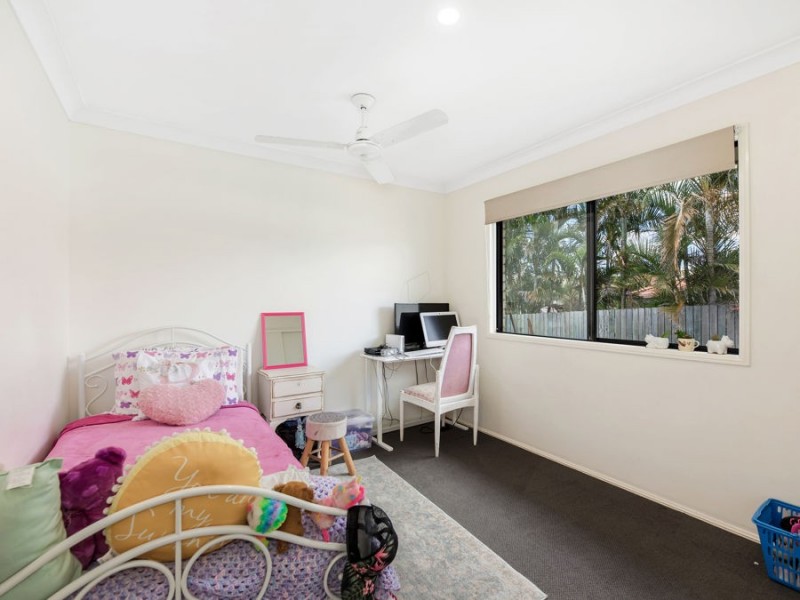 14 Sandhurst Place, Brassall QLD 4305