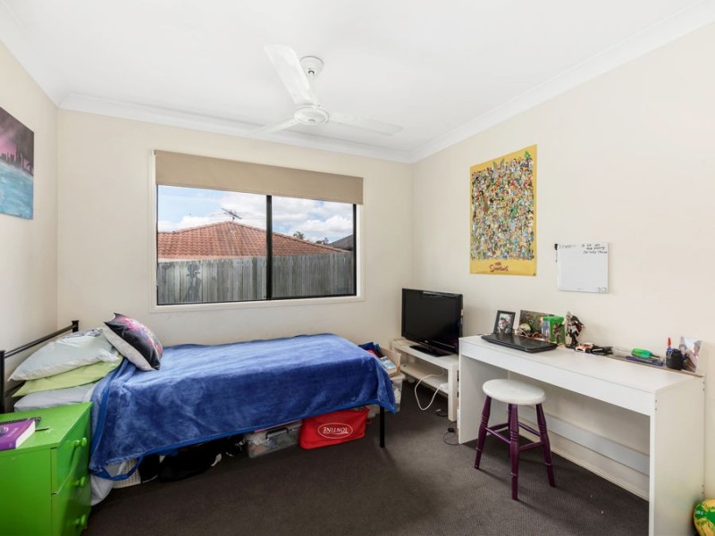 14 Sandhurst Place, Brassall QLD 4305