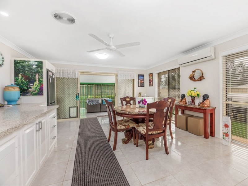 53 Lakeview Drive, Deebing Heights QLD 4306
