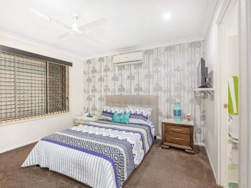 53 Lakeview Drive, Deebing Heights QLD 4306