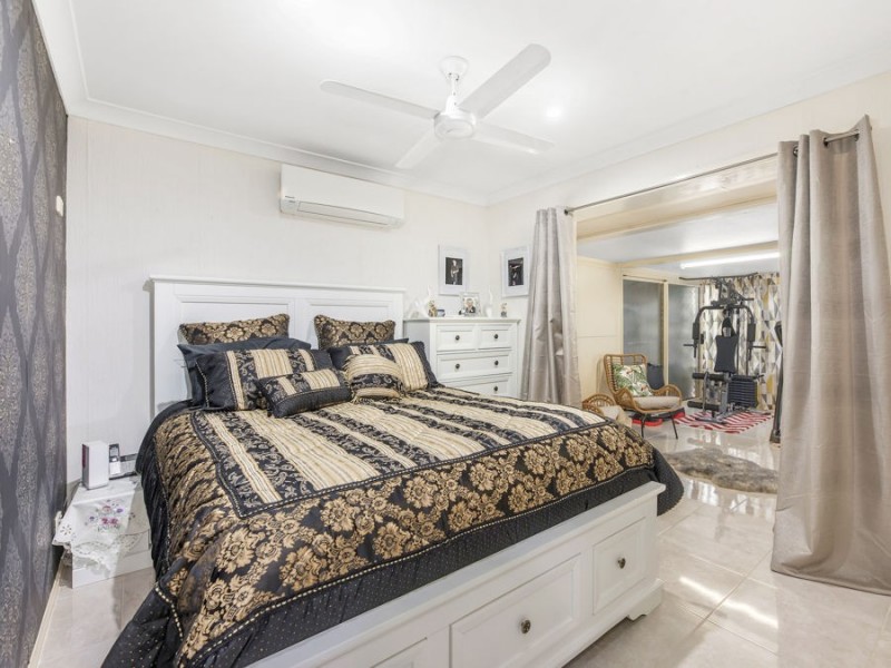 53 Lakeview Drive, Deebing Heights QLD 4306