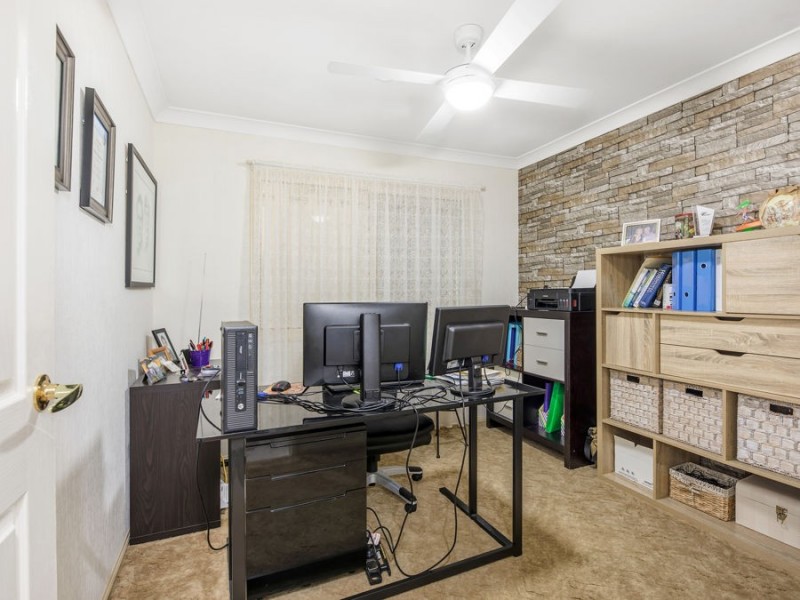 53 Lakeview Drive, Deebing Heights QLD 4306