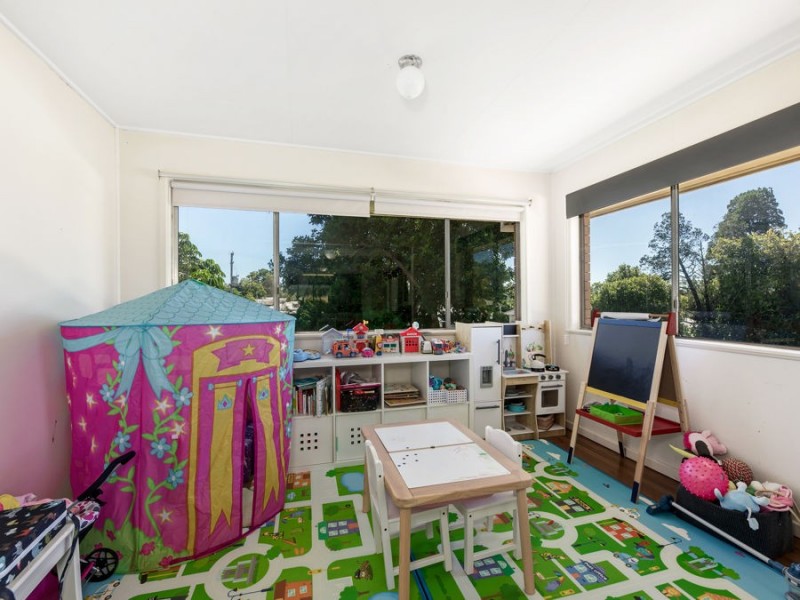 5 Sherlock Street, Brassall QLD 4305