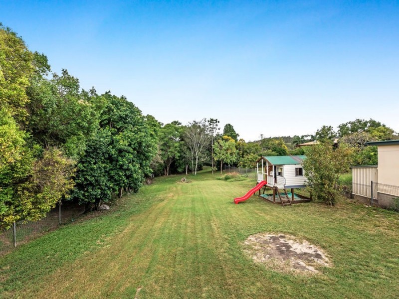 34 Alice Street, Silkstone QLD 4304