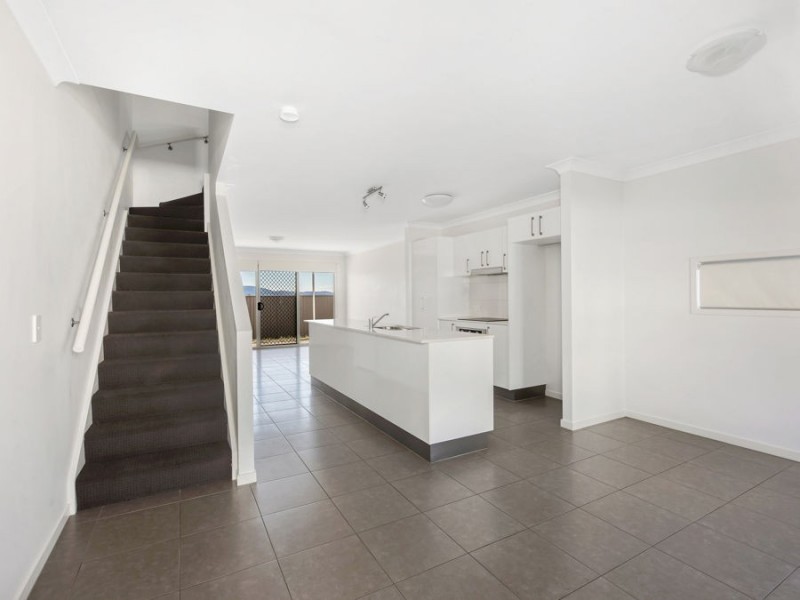 100/51 River Road, Bundamba QLD 4304