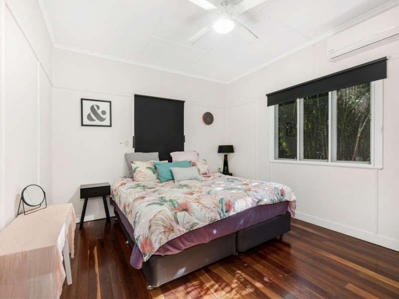 9 Pommer Street, Brassall QLD 4305
