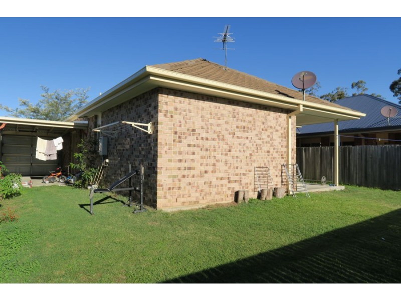 4 Jasper Way, Springfield QLD 4300