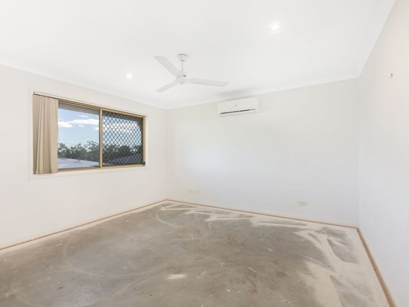 6 Benjamin Court, Yamanto QLD 4305