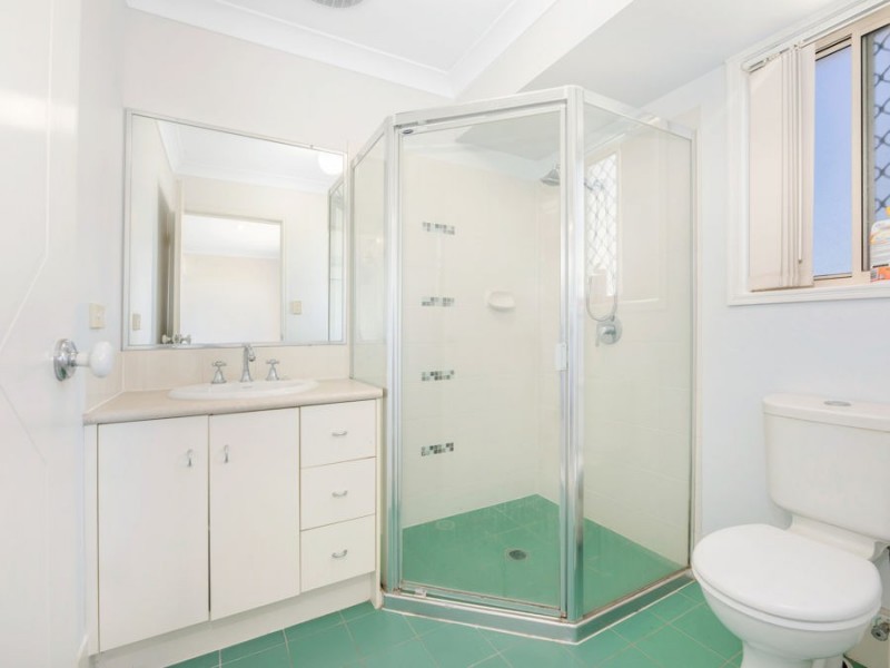 6 Benjamin Court, Yamanto QLD 4305