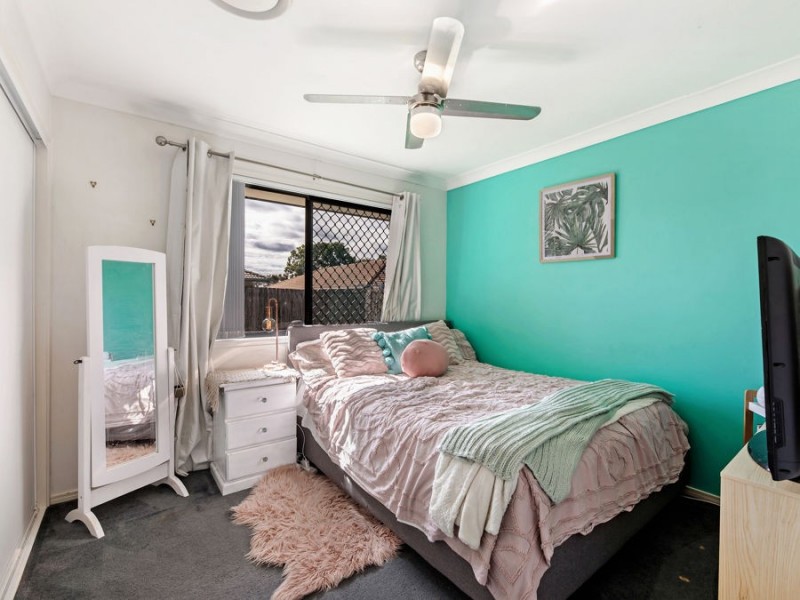 25 Angela Place, Yamanto QLD 4305
