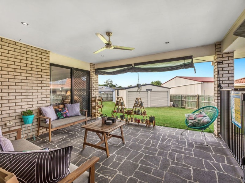 25 Angela Place, Yamanto QLD 4305