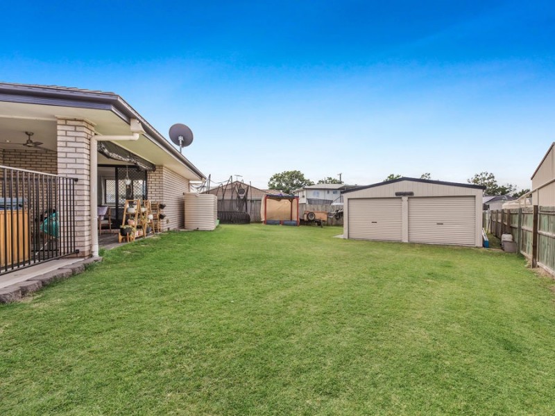 25 Angela Place, Yamanto QLD 4305