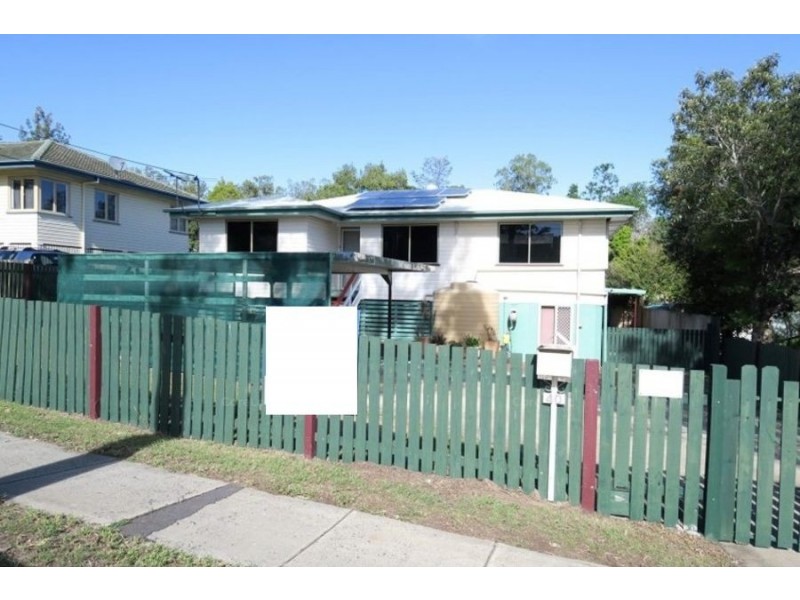 40 Larsen Street, Leichhardt QLD 4305