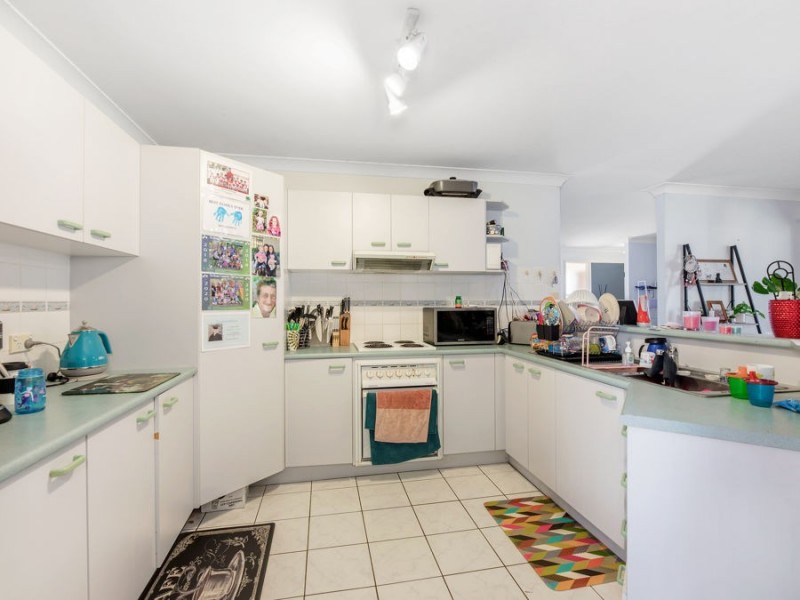 3 Ashvale Street, Flinders View QLD 4305