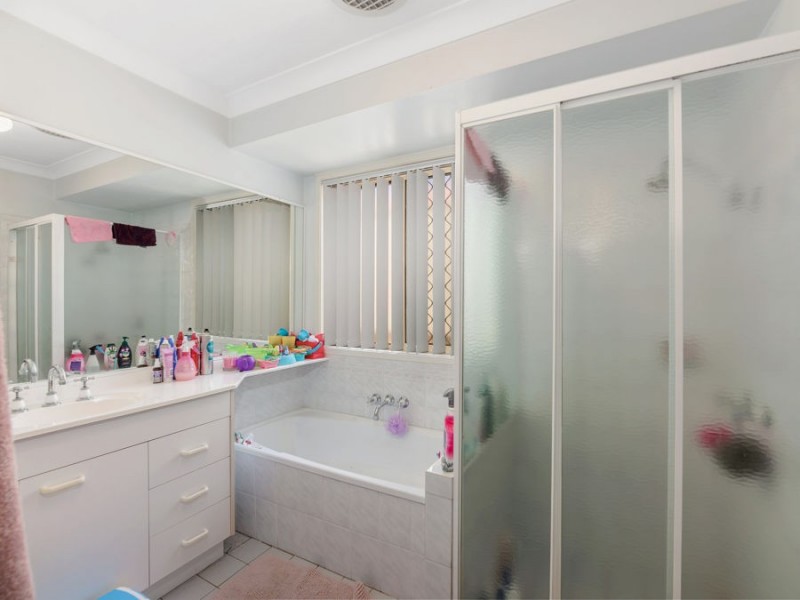 3 Ashvale Street, Flinders View QLD 4305