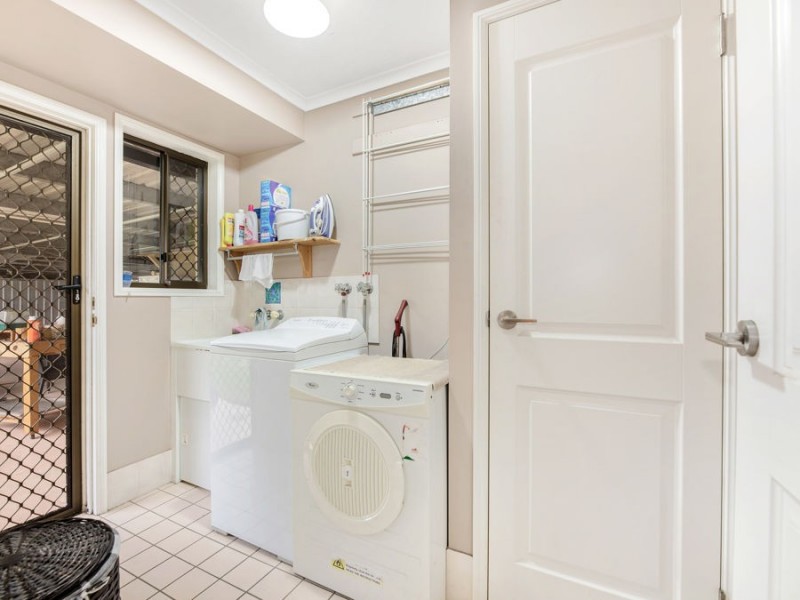 4 Mustang Street, Yamanto QLD 4305
