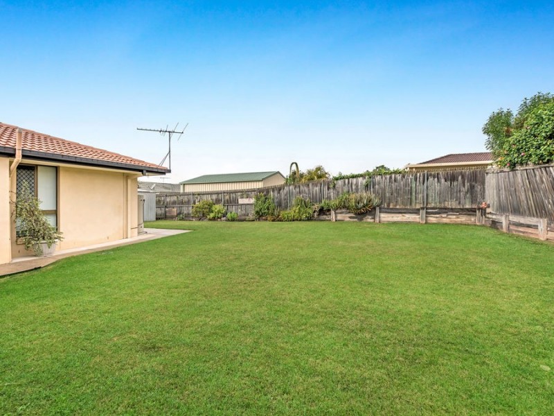 4 Mustang Street, Yamanto QLD 4305