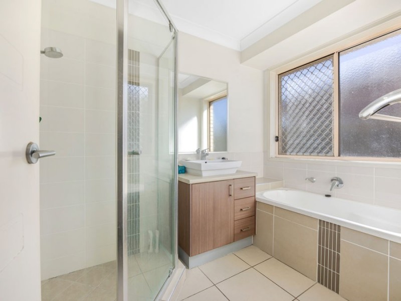 20 Sophie Street, Raceview QLD 4305