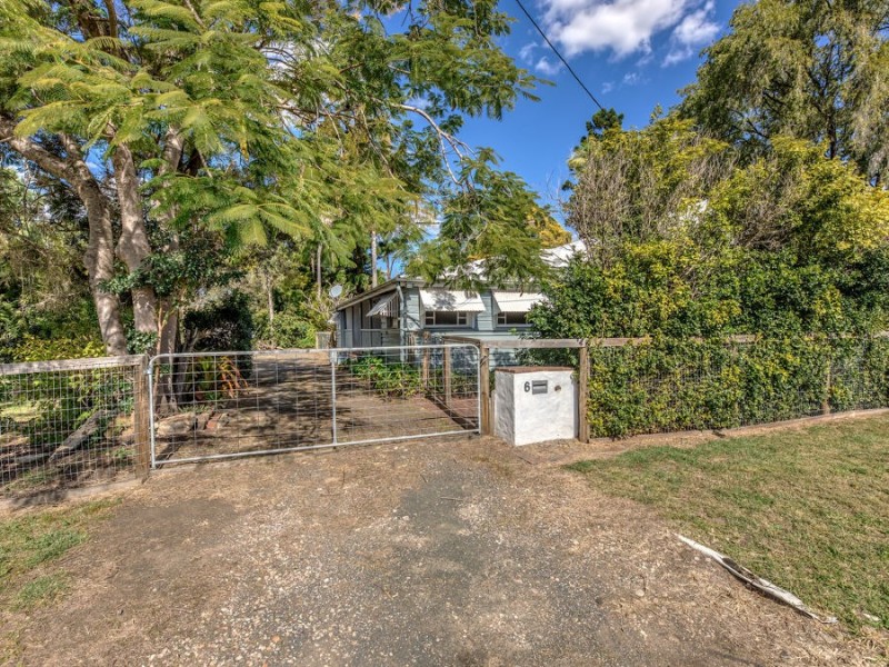 6-8 Hall Street, Peak Crossing QLD 4306