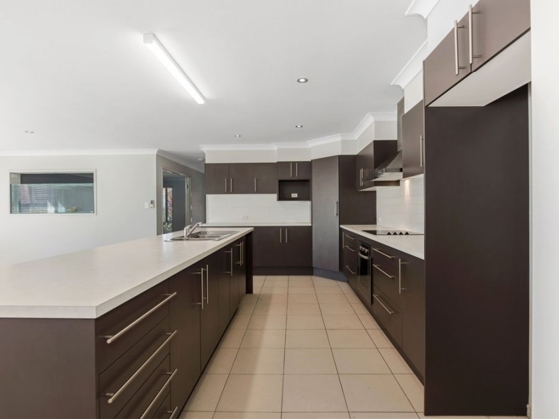 12 Marshall Street, Redbank Plains QLD 4301