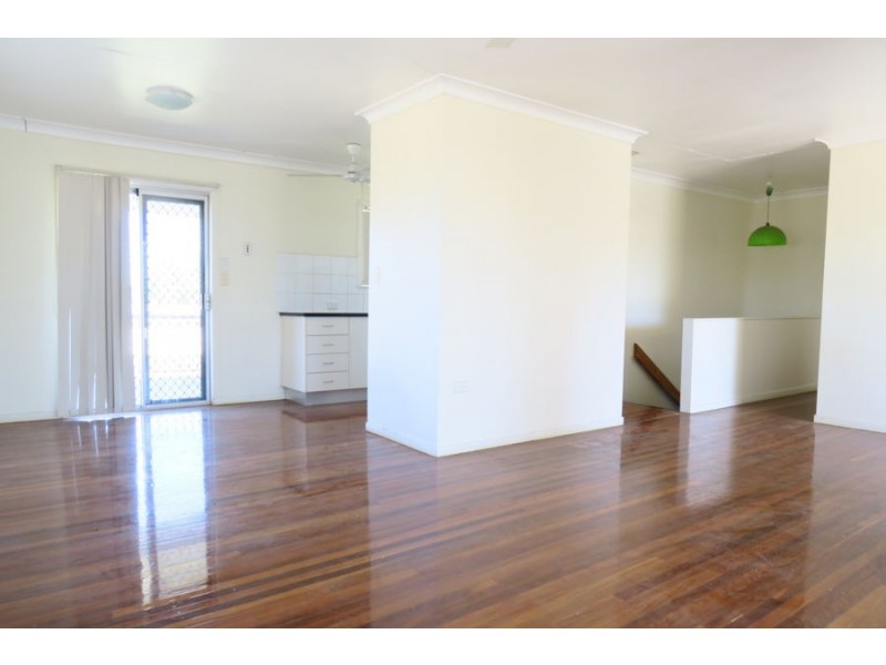 49 Cemetery Road, Raceview QLD 4305